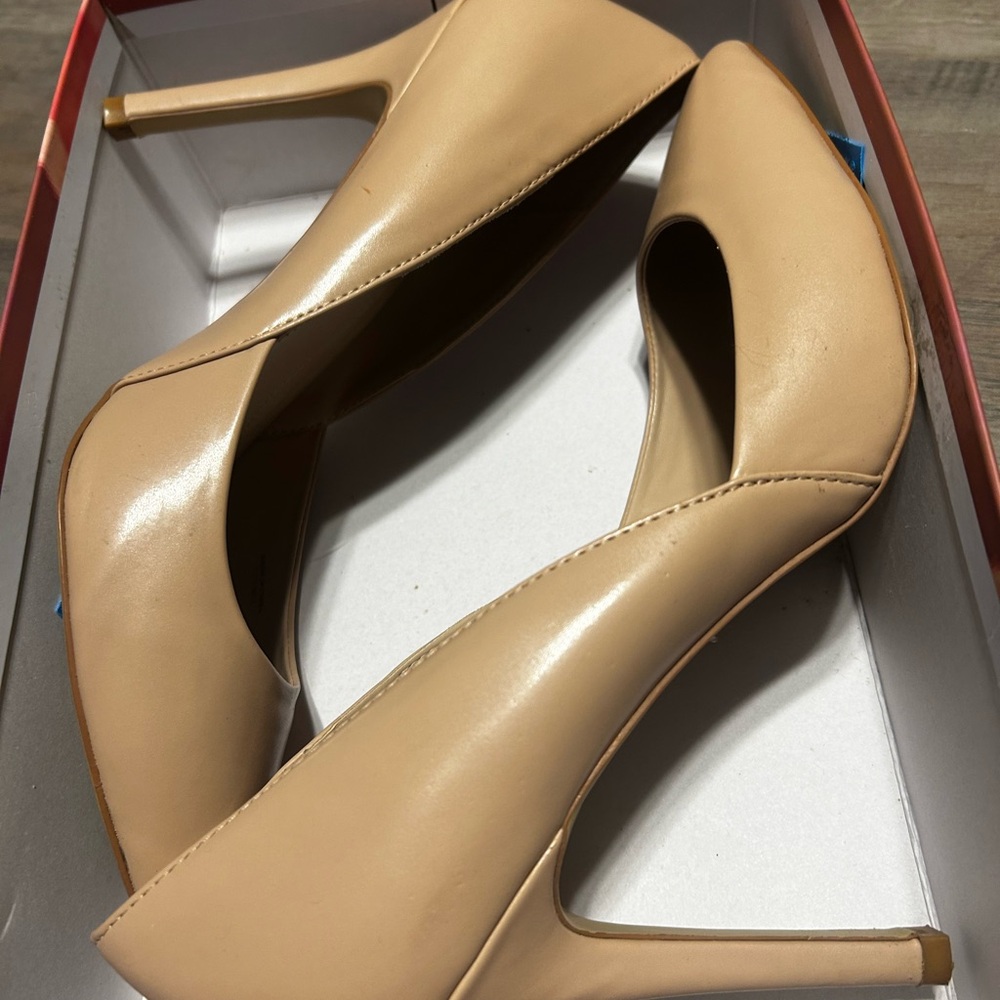 Kohl's Pierce Nude Heels